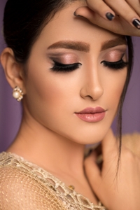 nude makeup